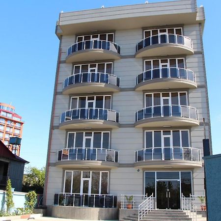 Nakashidze'S Apartments 巴统 外观 照片
